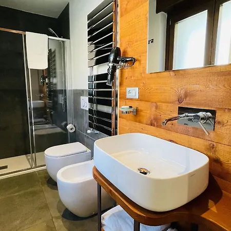 Zwei-zimmer-wohnung 5 P-l- Linda By Interhome Bardonecchia