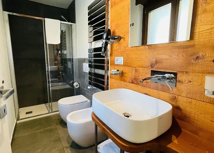 Zwei-zimmer-wohnung 5 P-l- Linda By Interhome Bardonecchia
